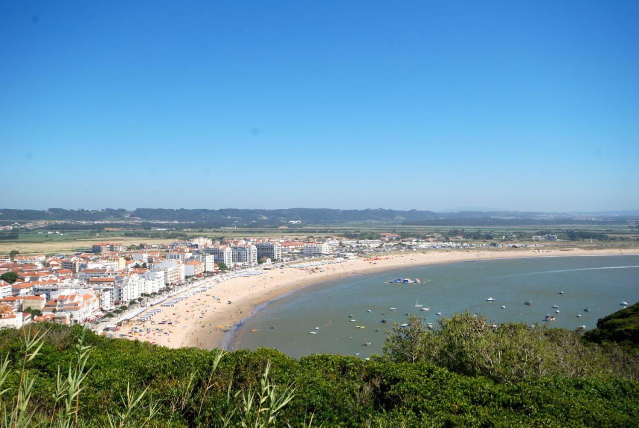 Pebble - 1 Bedroom Apartment Sleeps 5 With Pool & Tennis Court Sao Martinho do Porto Exterior photo