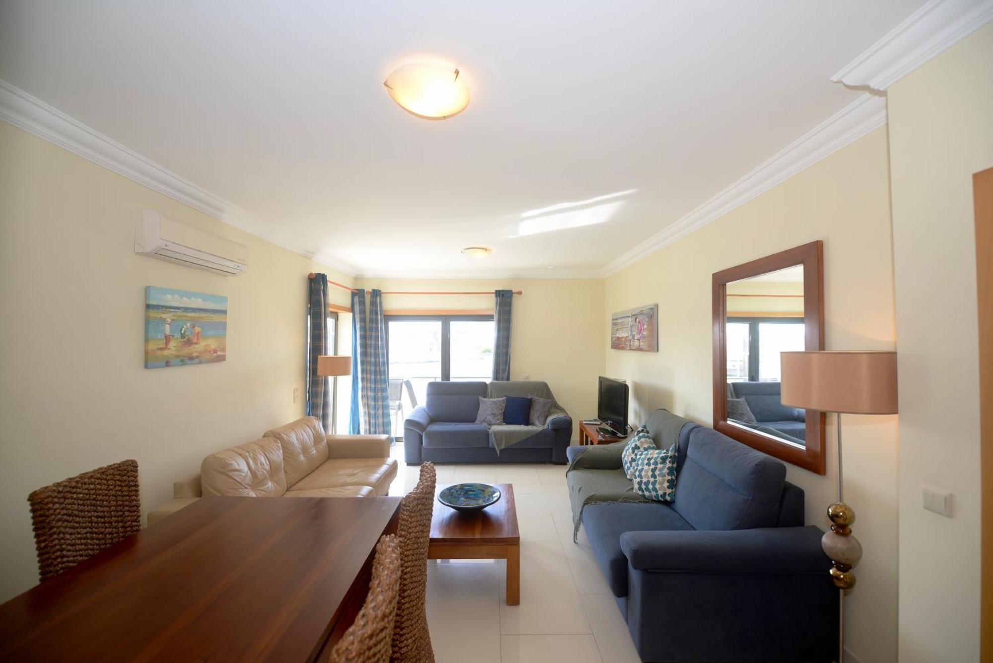 Pebble - 1 Bedroom Apartment Sleeps 5 With Pool & Tennis Court Sao Martinho do Porto Exterior photo